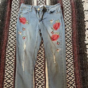 Eighty Eight Embroidered Distressed Cropped Skinny Jeans Sz 3